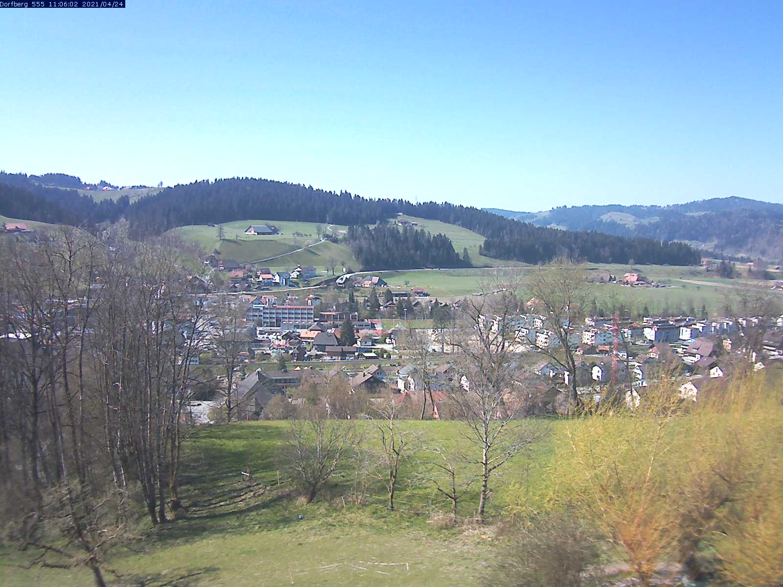 Webcam-Bild: Aussicht vom Dorfberg in Langnau 20210424-110601