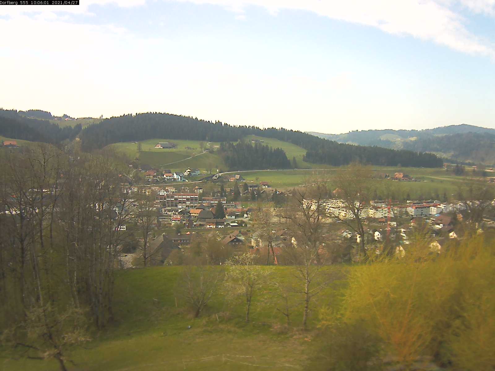 Webcam-Bild: Aussicht vom Dorfberg in Langnau 20210427-100601