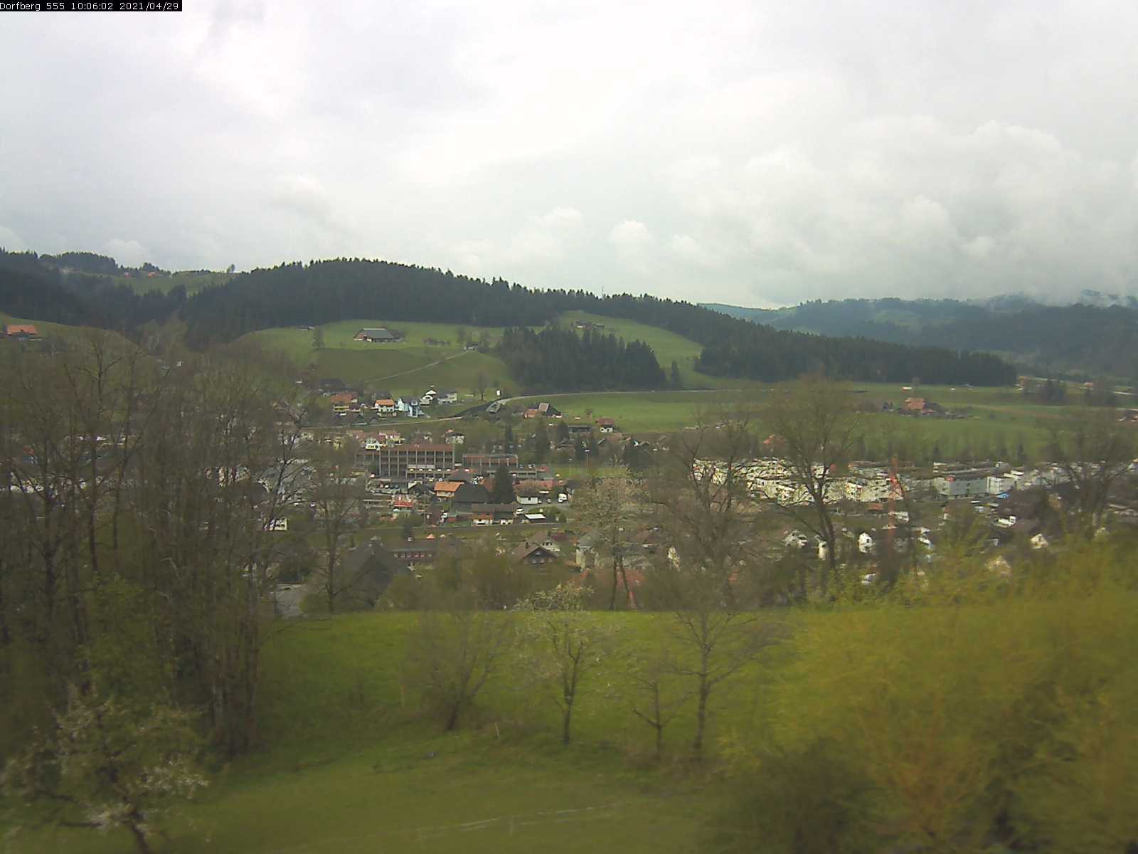 Webcam-Bild: Aussicht vom Dorfberg in Langnau 20210429-100601