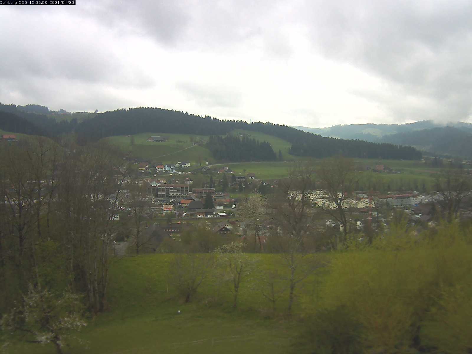 Webcam-Bild: Aussicht vom Dorfberg in Langnau 20210430-150601