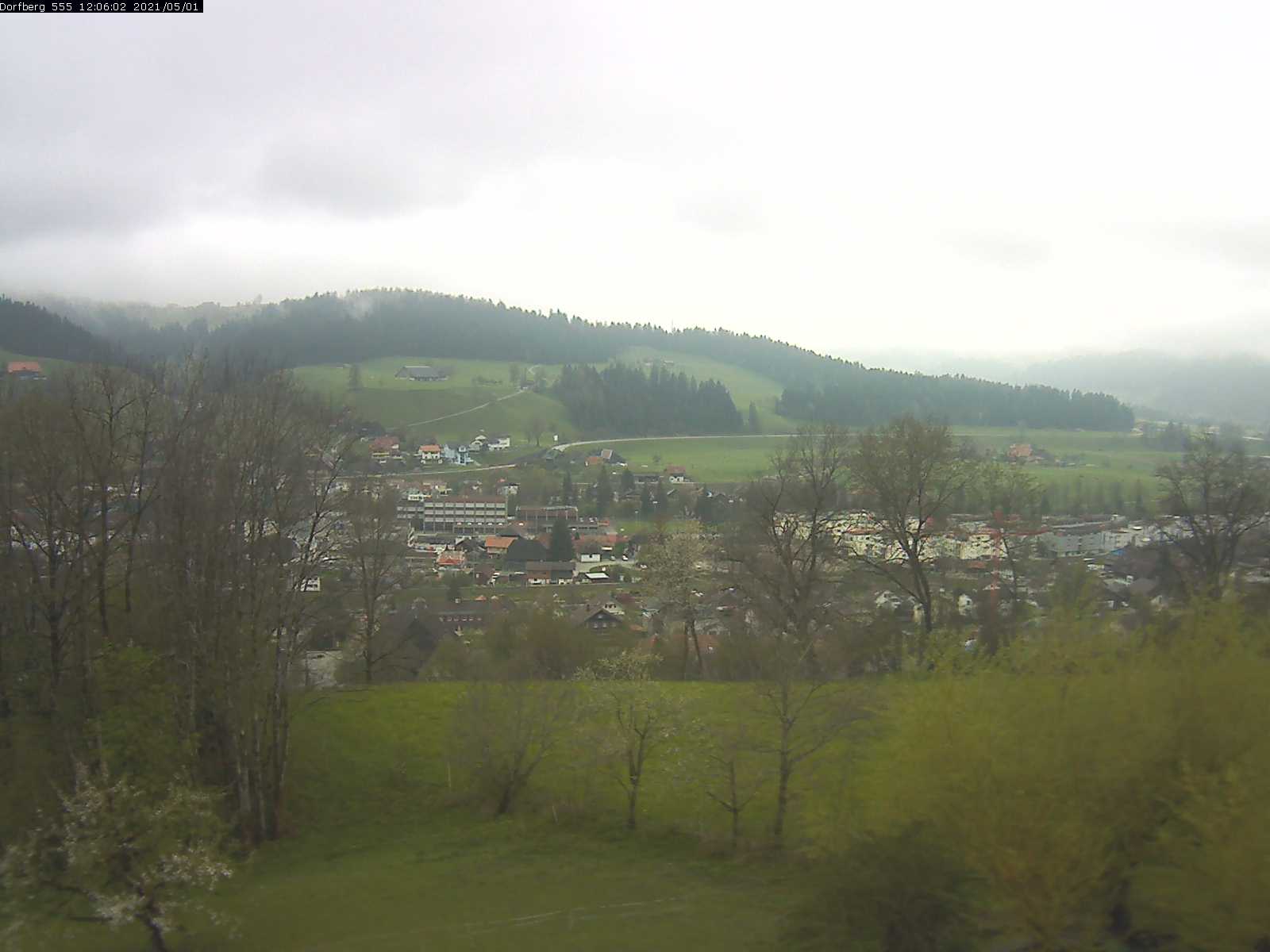 Webcam-Bild: Aussicht vom Dorfberg in Langnau 20210501-120601