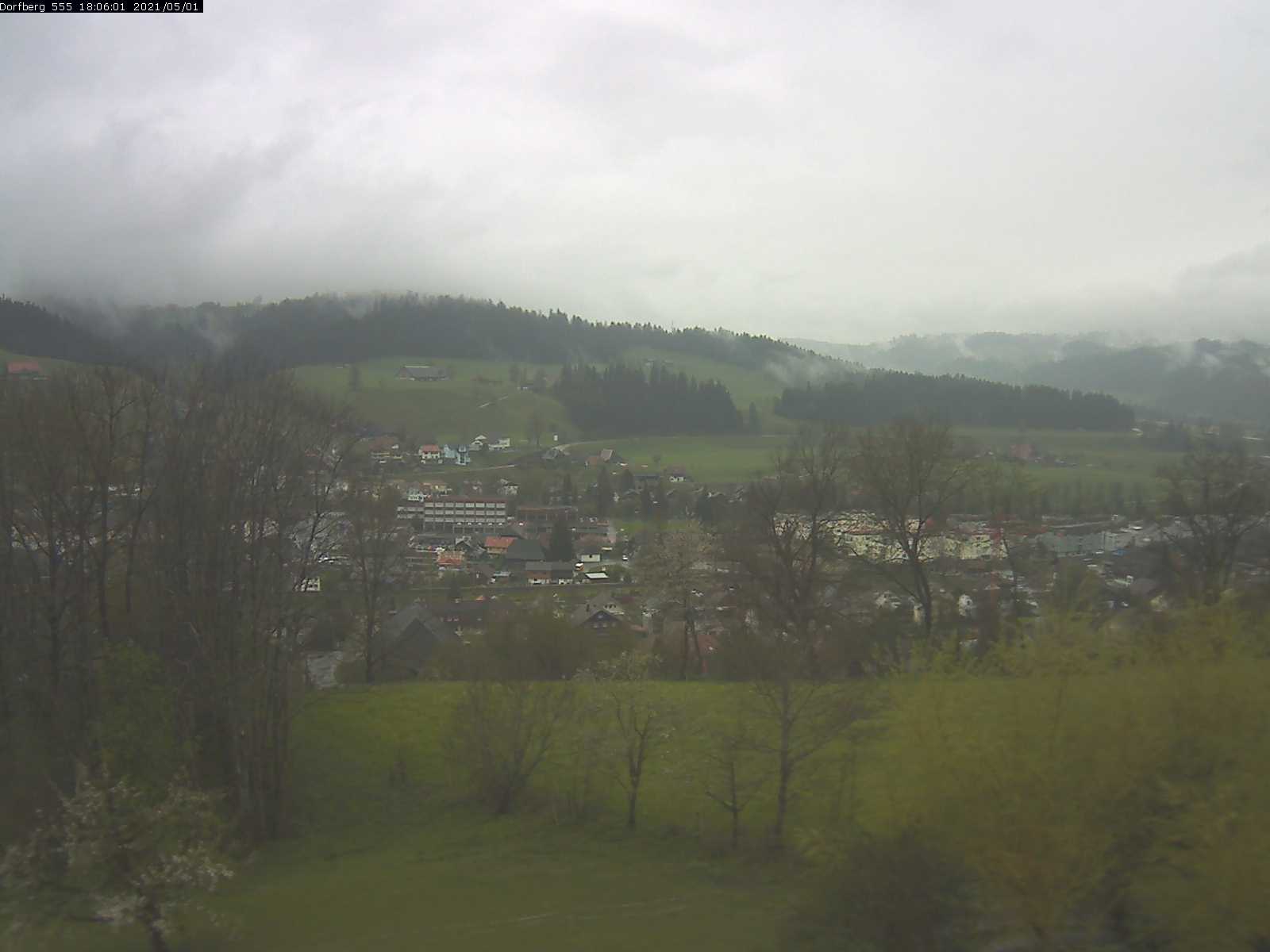 Webcam-Bild: Aussicht vom Dorfberg in Langnau 20210501-180601