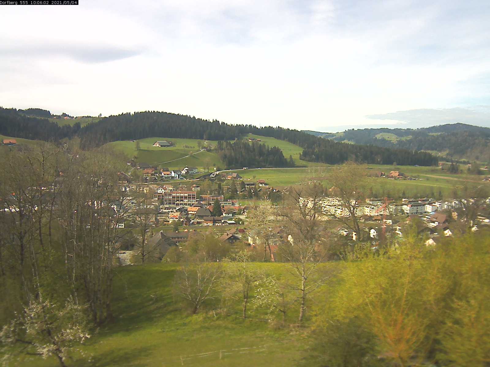 Webcam-Bild: Aussicht vom Dorfberg in Langnau 20210504-100601