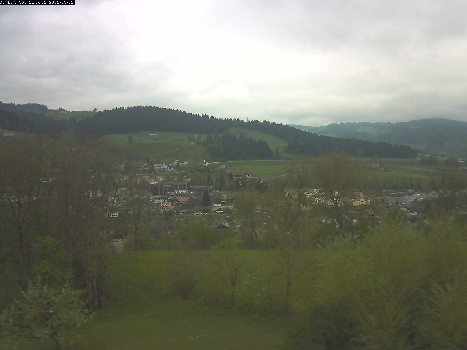 Webcam-Bild: Aussicht vom Dorfberg in Langnau 20210511-100601