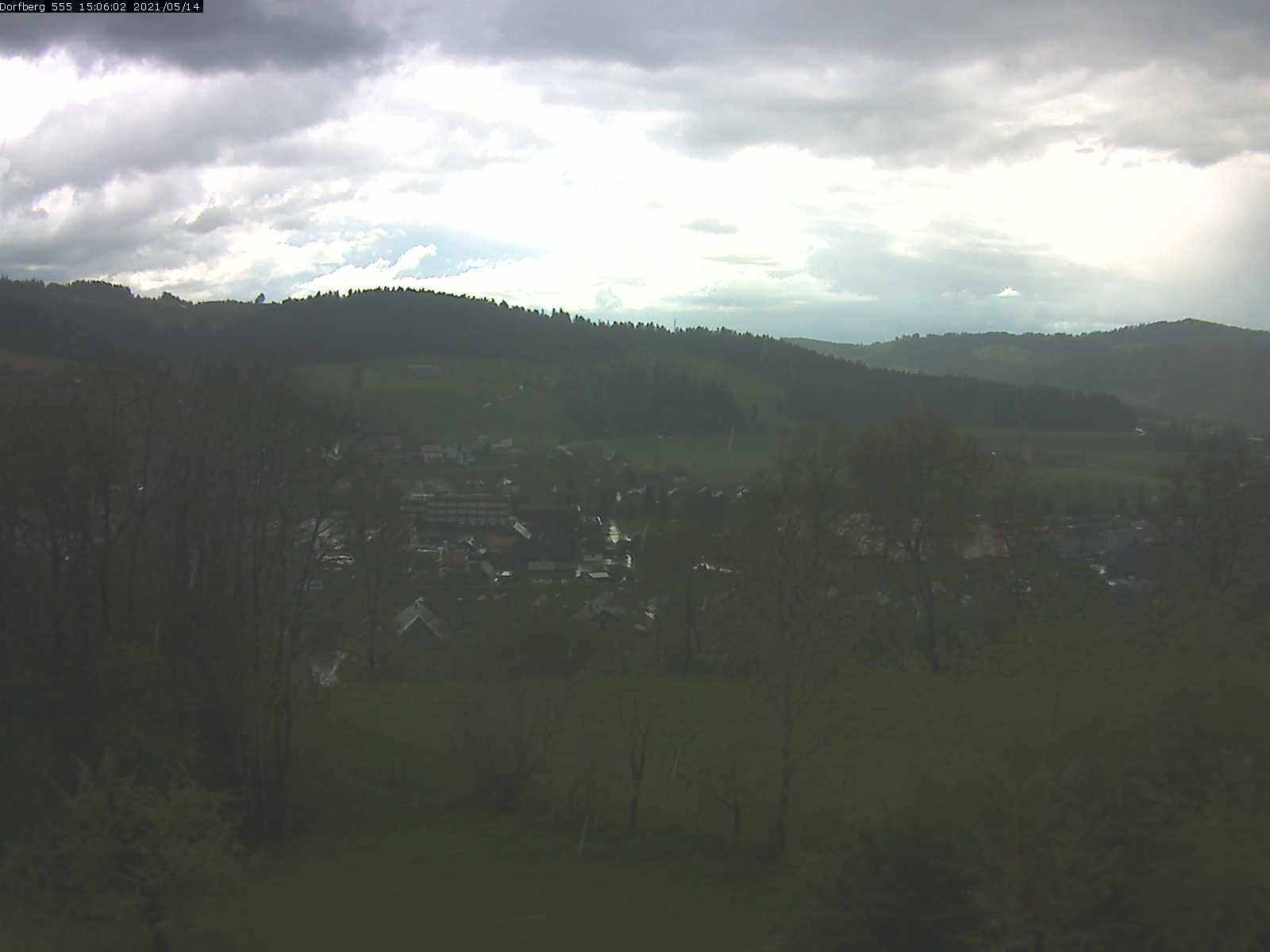 Webcam-Bild: Aussicht vom Dorfberg in Langnau 20210514-150602