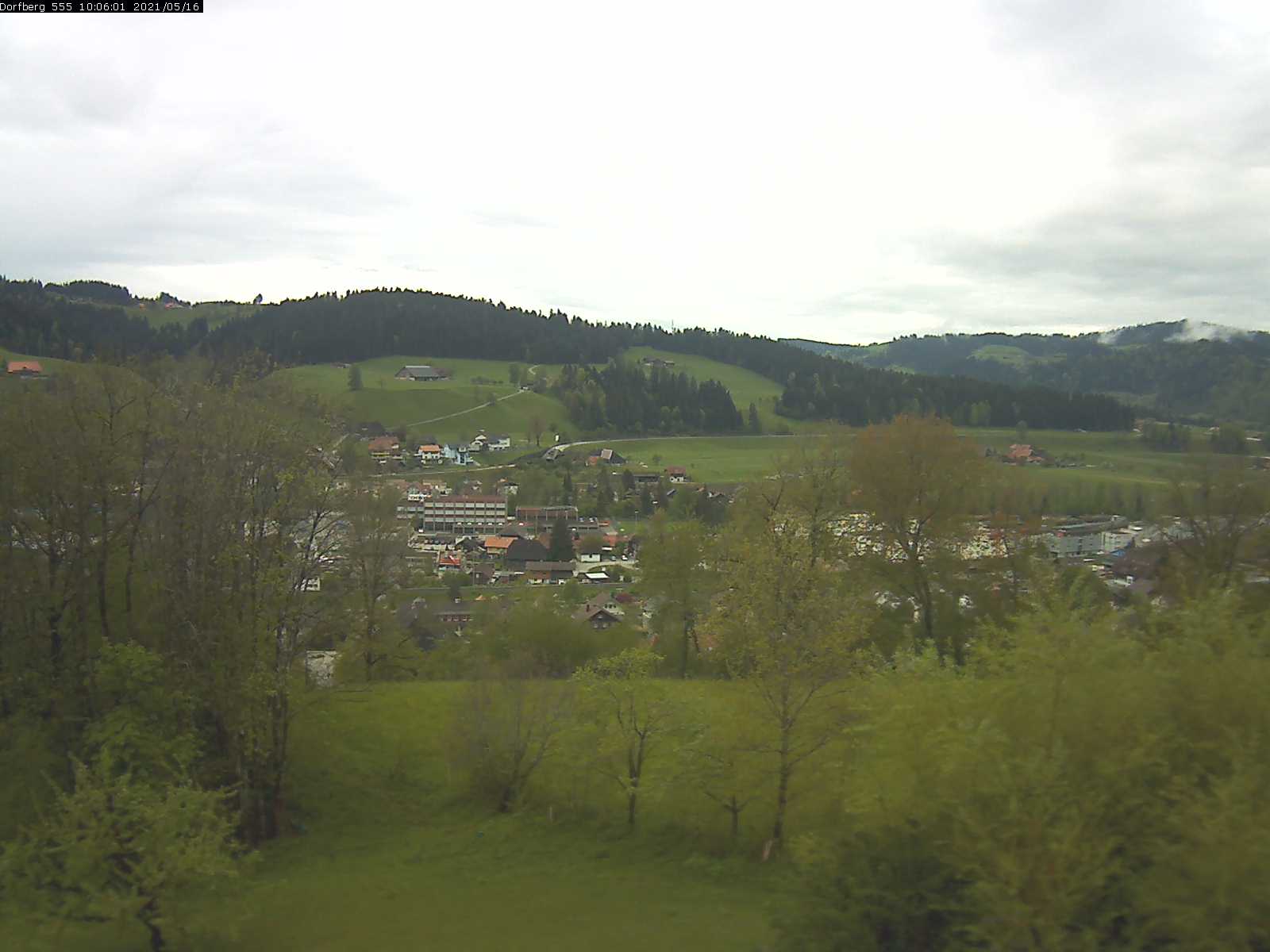 Webcam-Bild: Aussicht vom Dorfberg in Langnau 20210516-100601