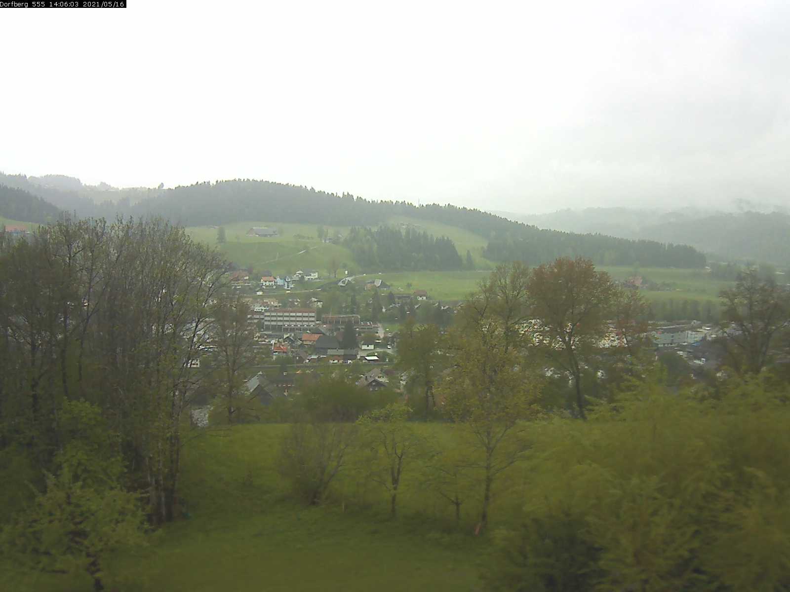 Webcam-Bild: Aussicht vom Dorfberg in Langnau 20210516-140602
