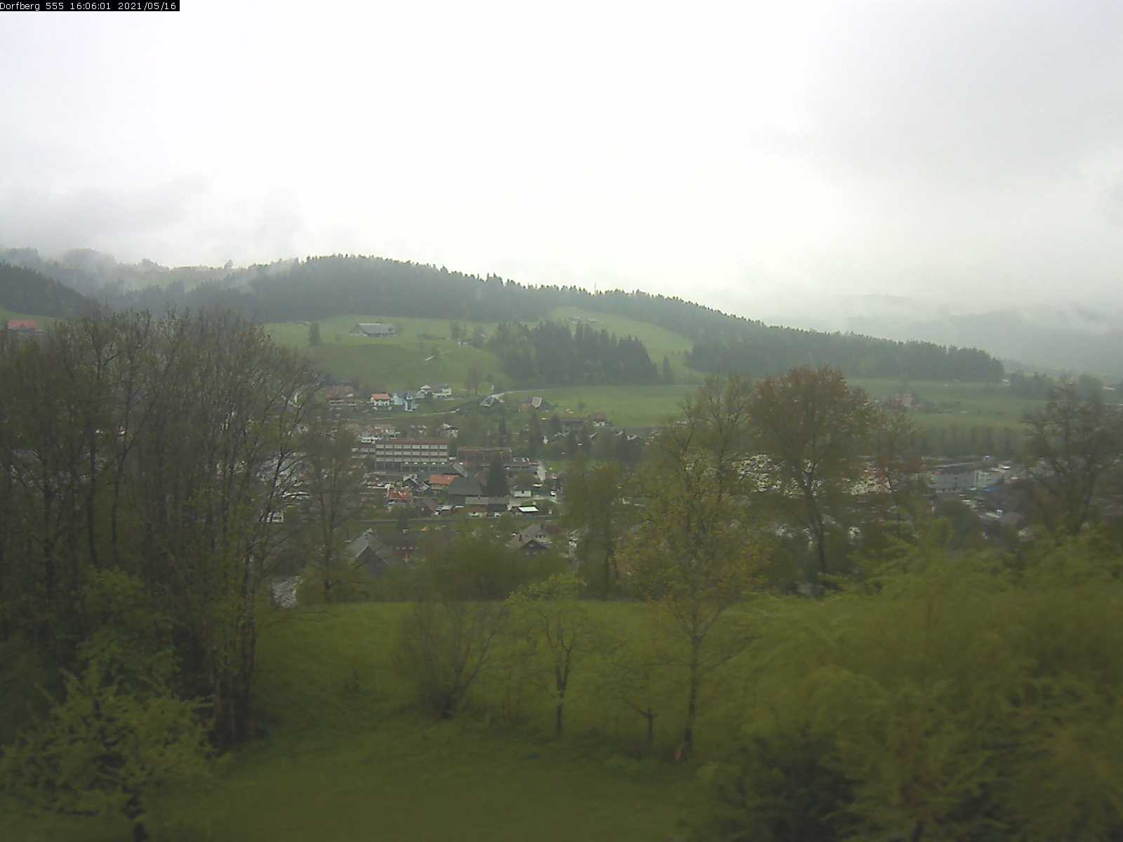 Webcam-Bild: Aussicht vom Dorfberg in Langnau 20210516-160601