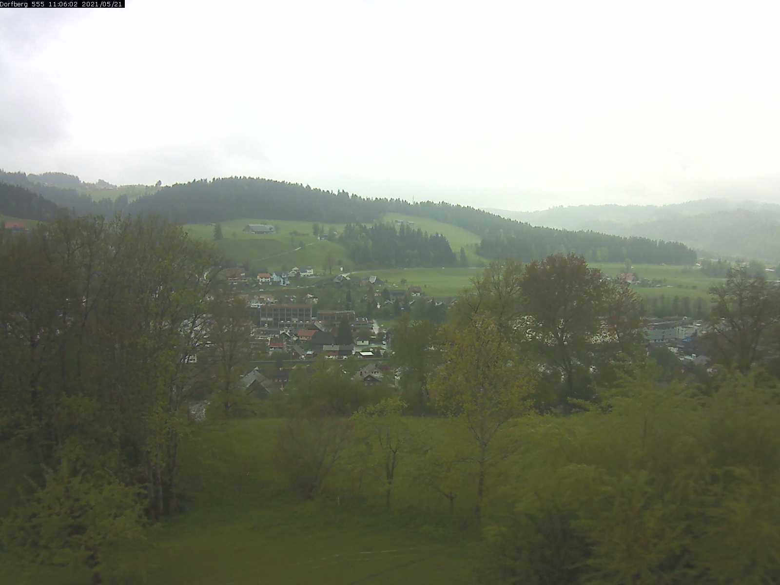 Webcam-Bild: Aussicht vom Dorfberg in Langnau 20210521-110601