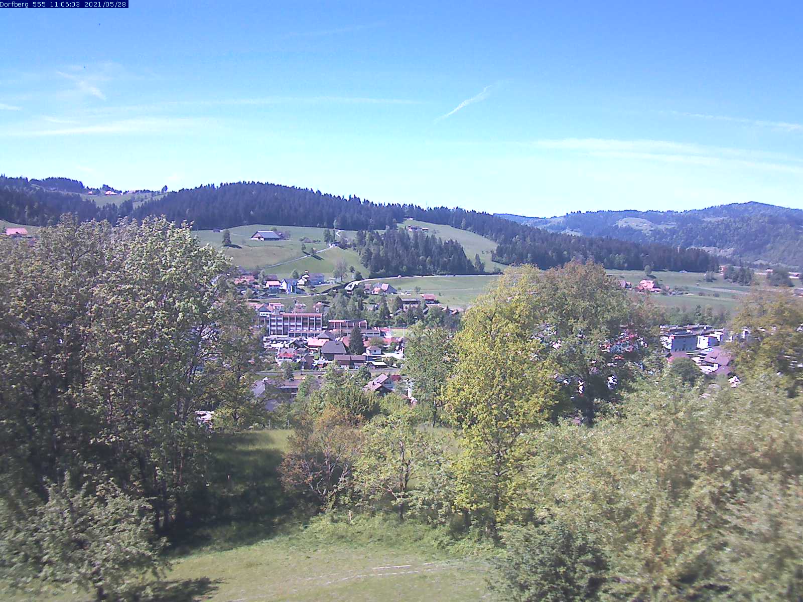 Webcam-Bild: Aussicht vom Dorfberg in Langnau 20210528-110601