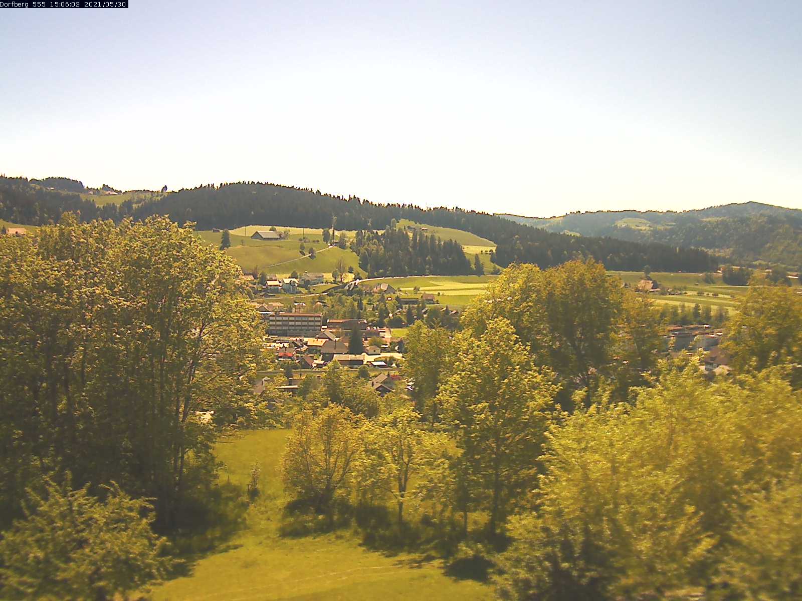 Webcam-Bild: Aussicht vom Dorfberg in Langnau 20210530-150601