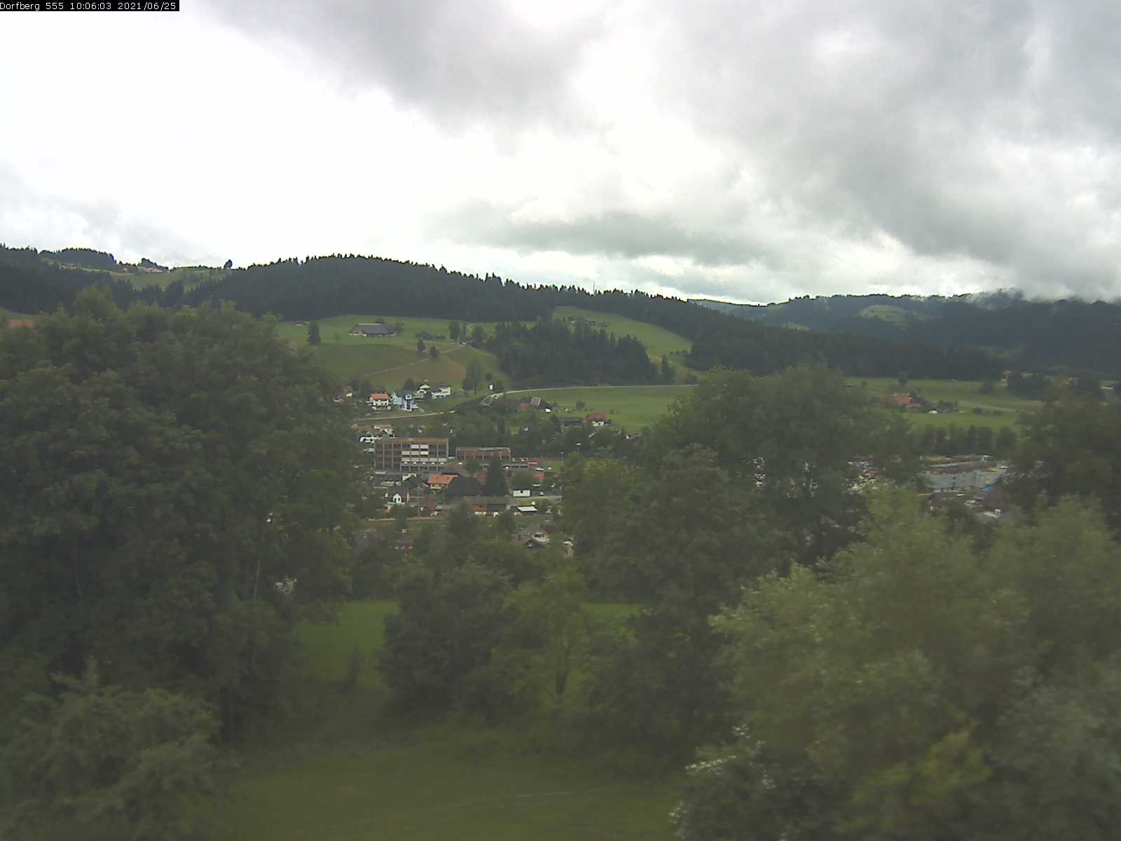 Webcam-Bild: Aussicht vom Dorfberg in Langnau 20210625-100601