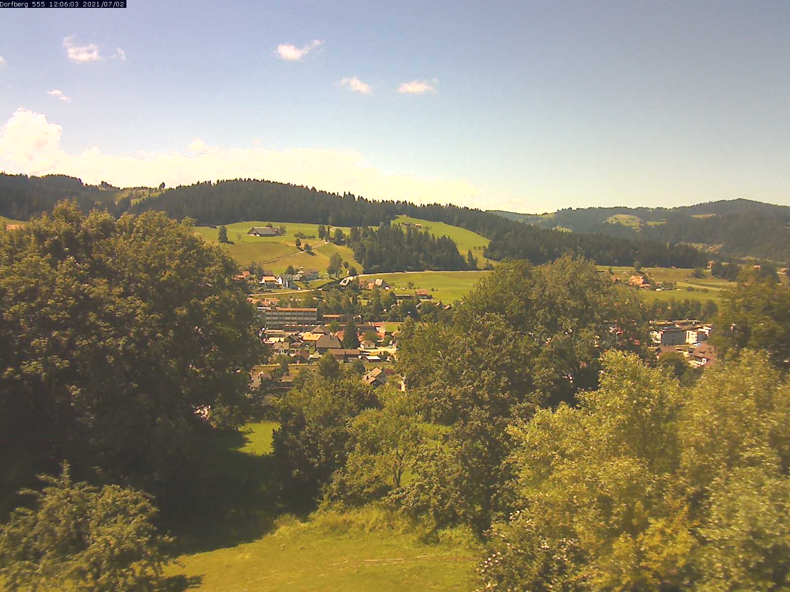 Webcam-Bild: Aussicht vom Dorfberg in Langnau 20210702-120601