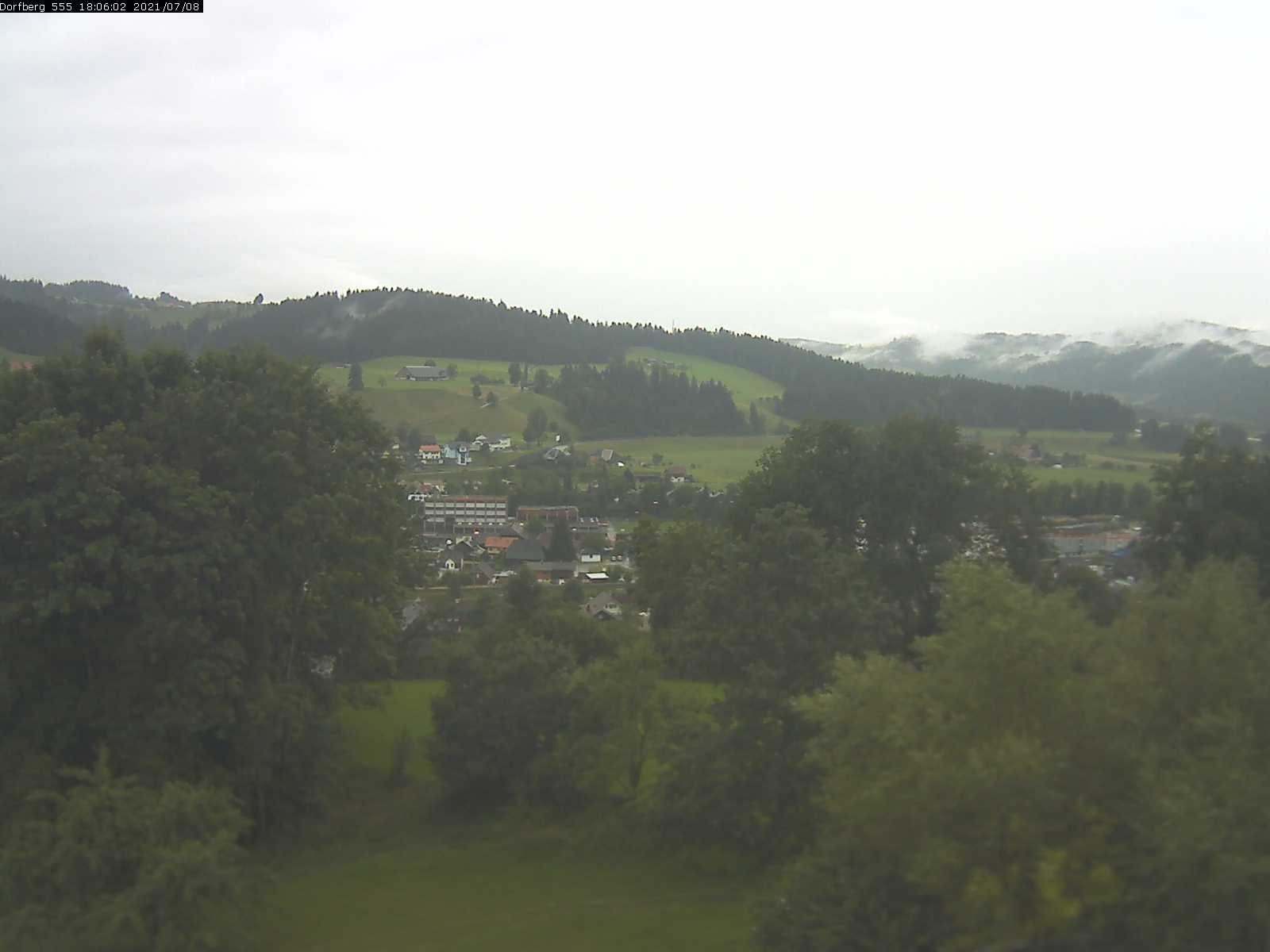 Webcam-Bild: Aussicht vom Dorfberg in Langnau 20210708-180601