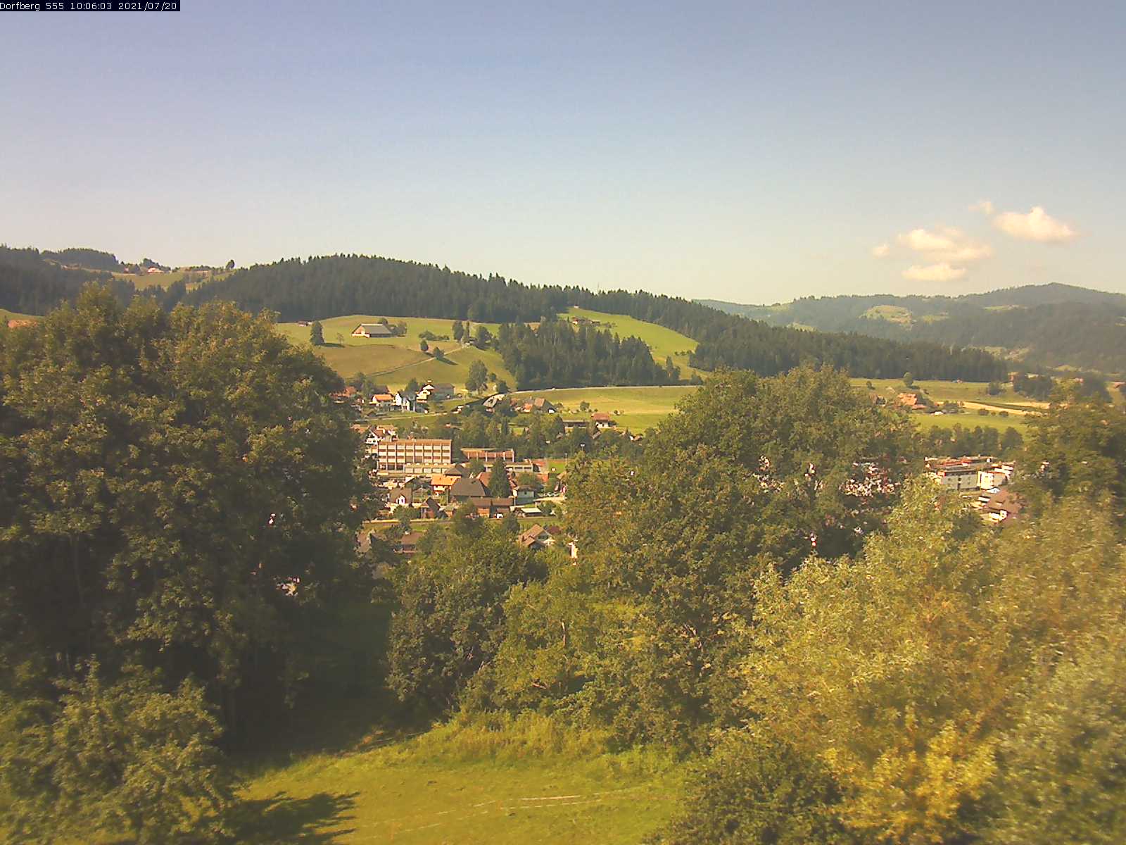 Webcam-Bild: Aussicht vom Dorfberg in Langnau 20210720-100601