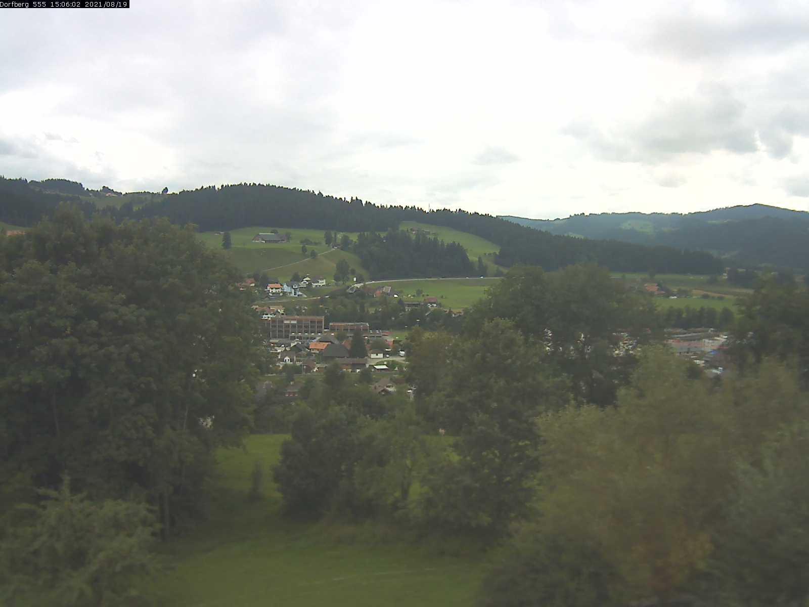 Webcam-Bild: Aussicht vom Dorfberg in Langnau 20210819-150601