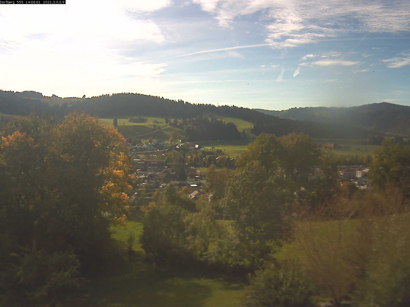 Webcam-Bild: Aussicht vom Dorfberg in Langnau 20211019-140601