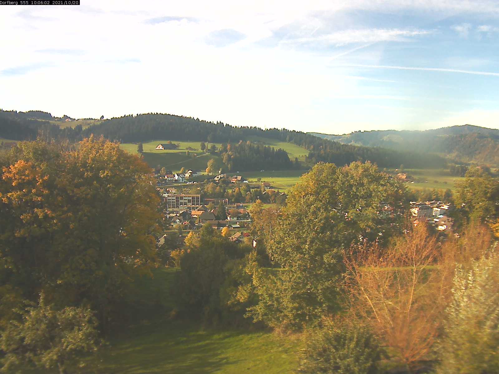 Webcam-Bild: Aussicht vom Dorfberg in Langnau 20211020-100601