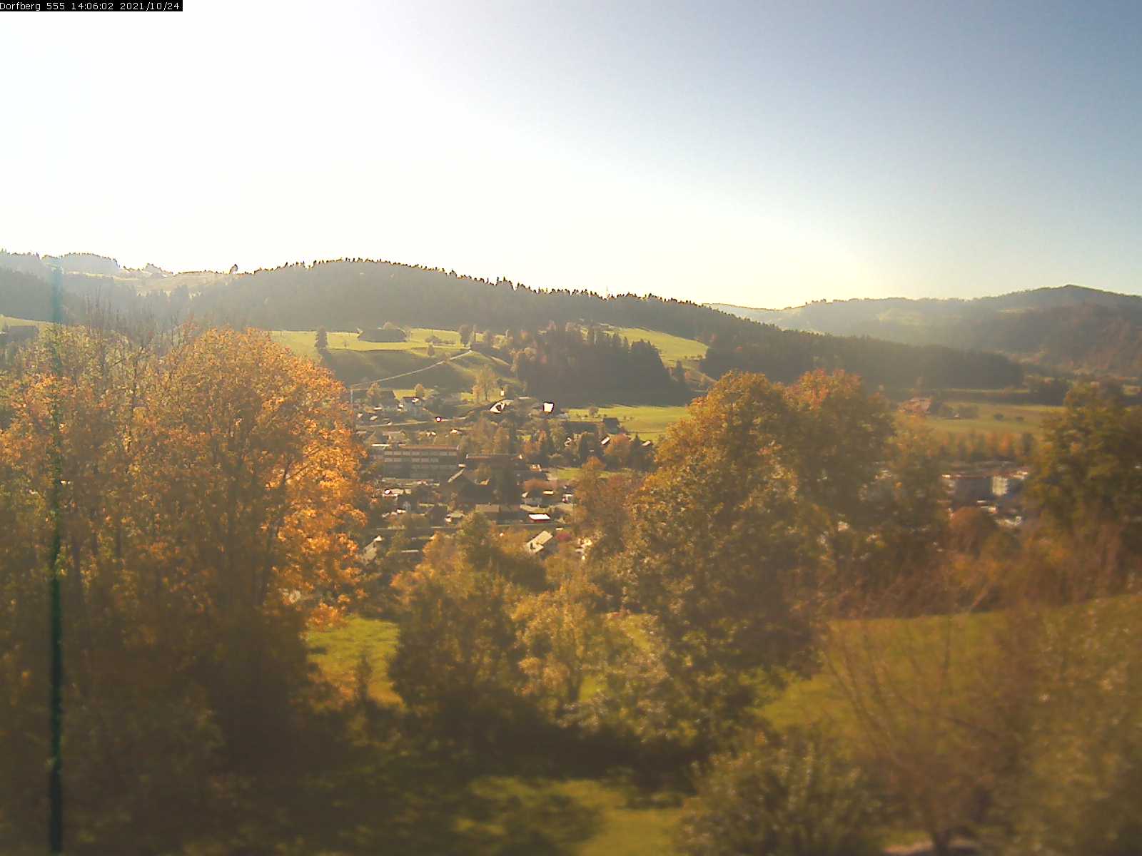 Webcam-Bild: Aussicht vom Dorfberg in Langnau 20211024-140602
