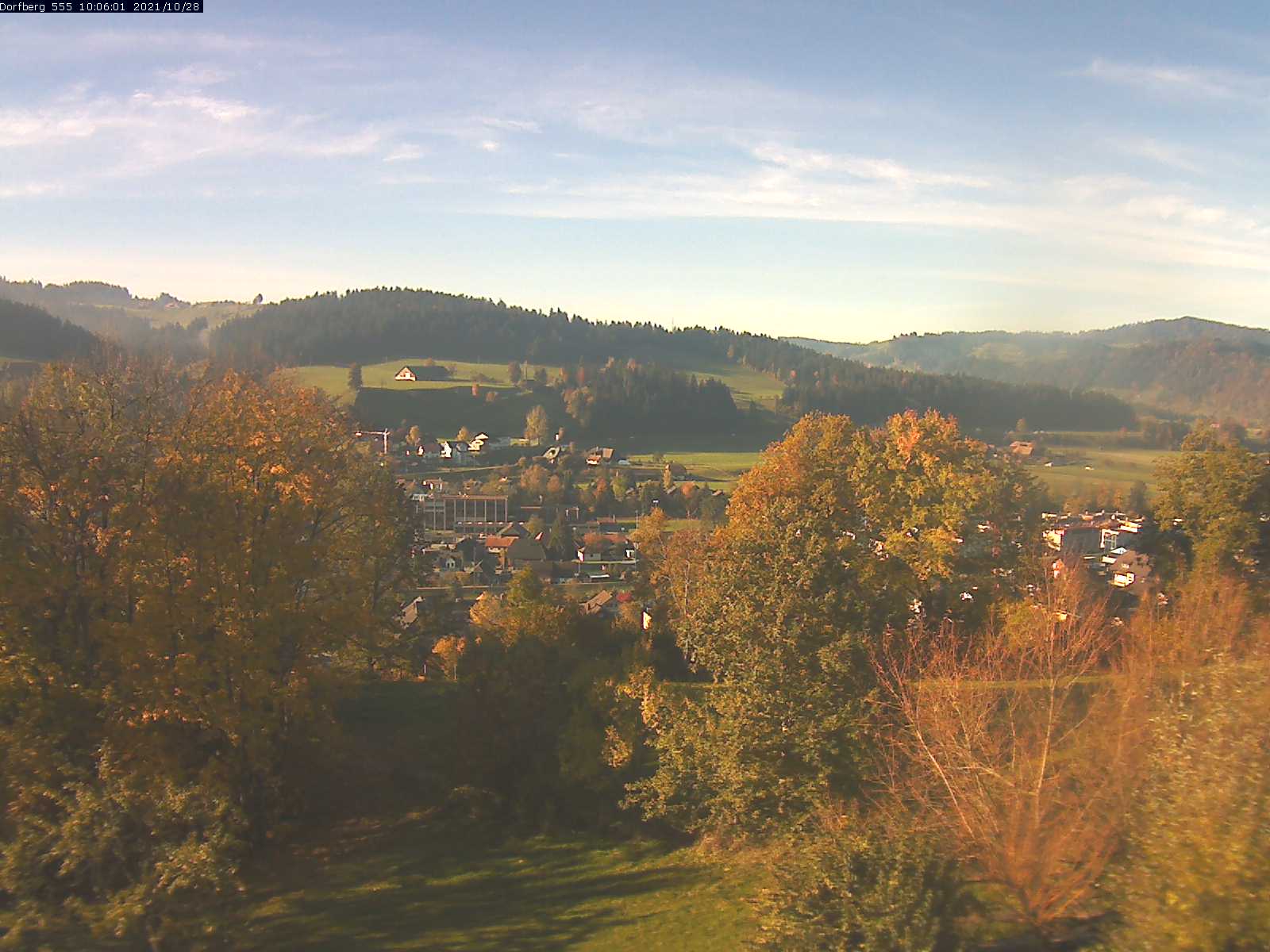 Webcam-Bild: Aussicht vom Dorfberg in Langnau 20211028-100601