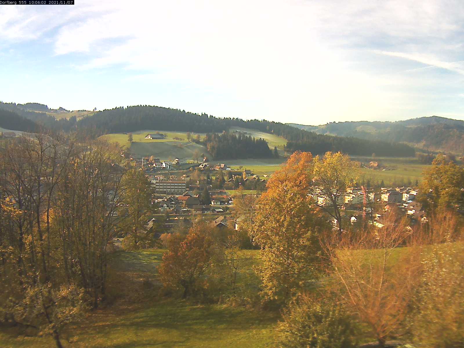 Webcam-Bild: Aussicht vom Dorfberg in Langnau 20211107-100601