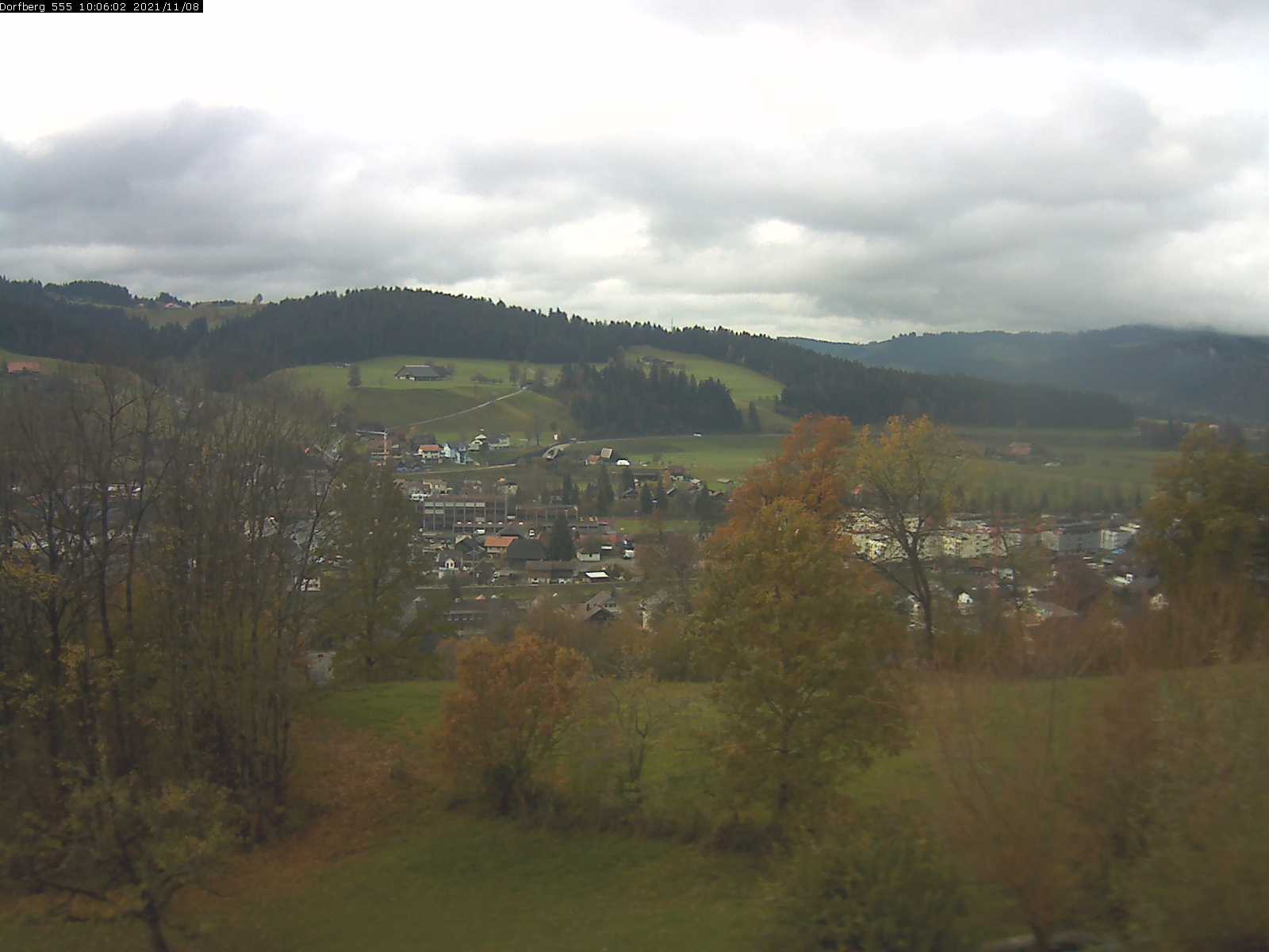 Webcam-Bild: Aussicht vom Dorfberg in Langnau 20211108-100601