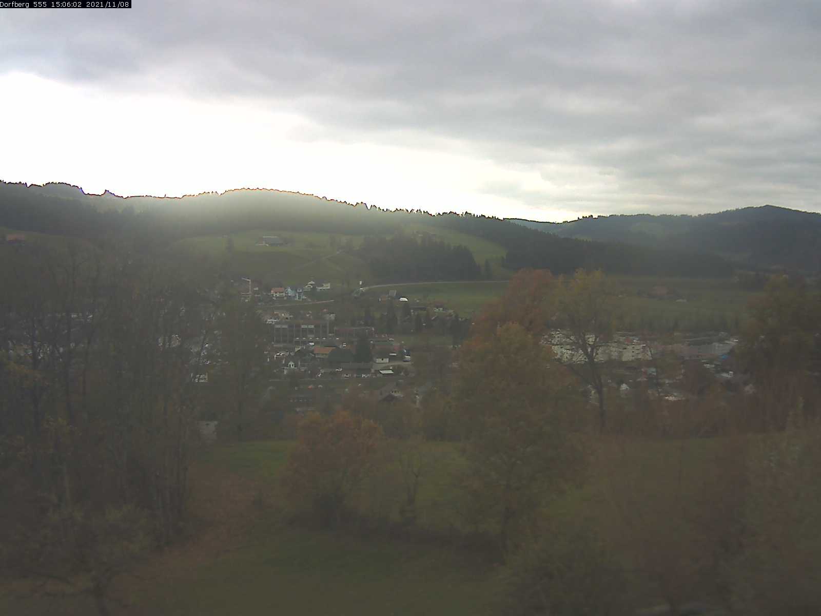 Webcam-Bild: Aussicht vom Dorfberg in Langnau 20211108-150601