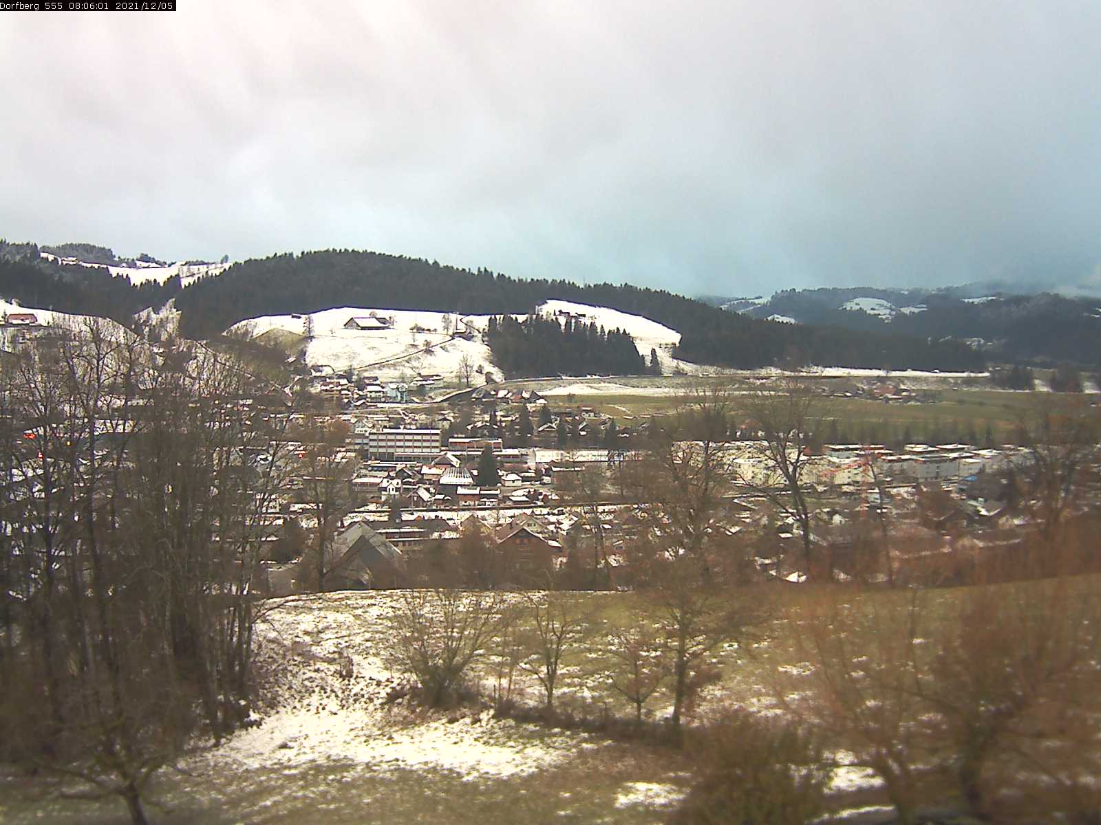 Webcam-Bild: Aussicht vom Dorfberg in Langnau 20211205-080601
