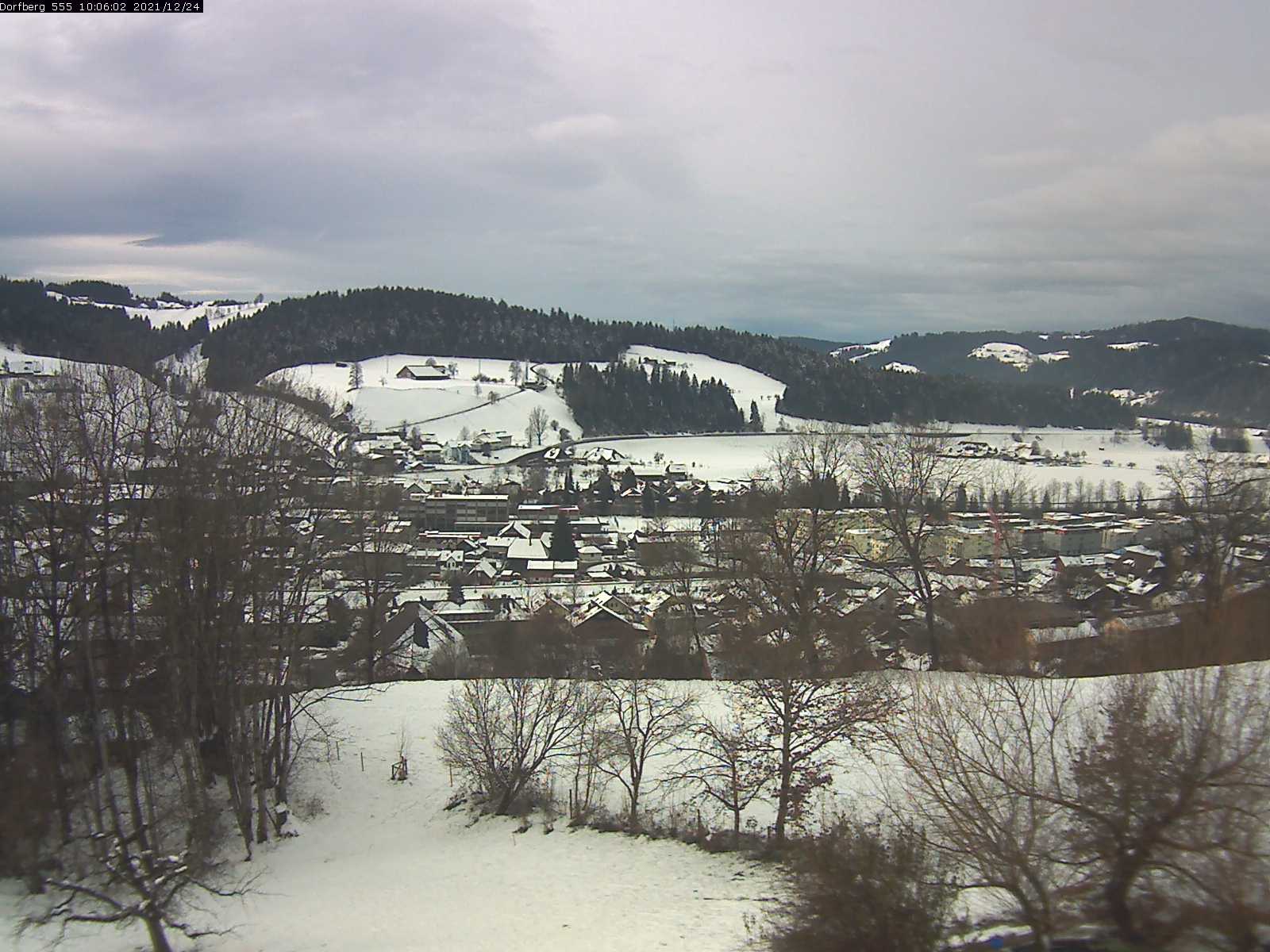 Webcam-Bild: Aussicht vom Dorfberg in Langnau 20211224-100601