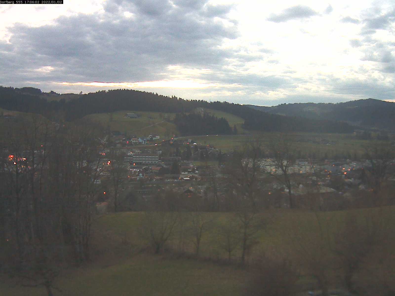 Webcam-Bild: Aussicht vom Dorfberg in Langnau 20220102-170601