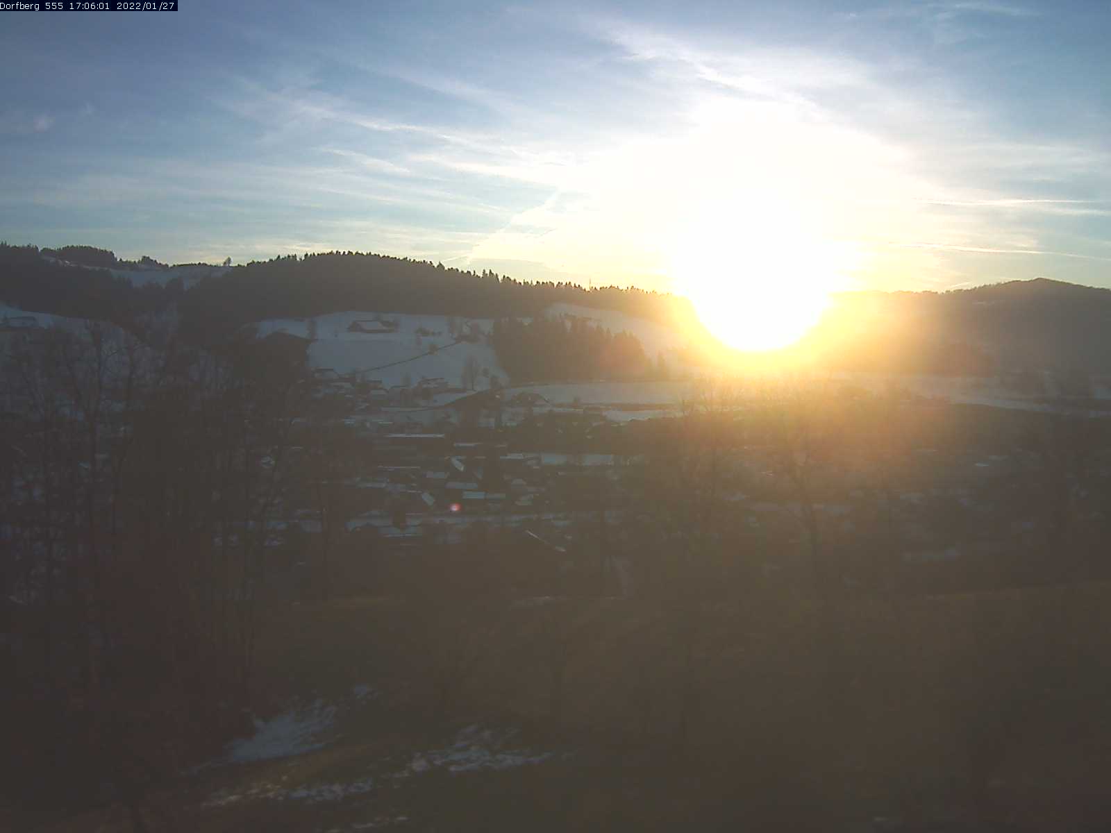 Webcam-Bild: Aussicht vom Dorfberg in Langnau 20220127-170601