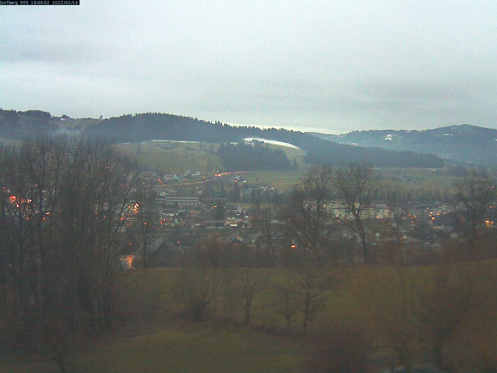 Webcam-Bild: Aussicht vom Dorfberg in Langnau 20220216-180601
