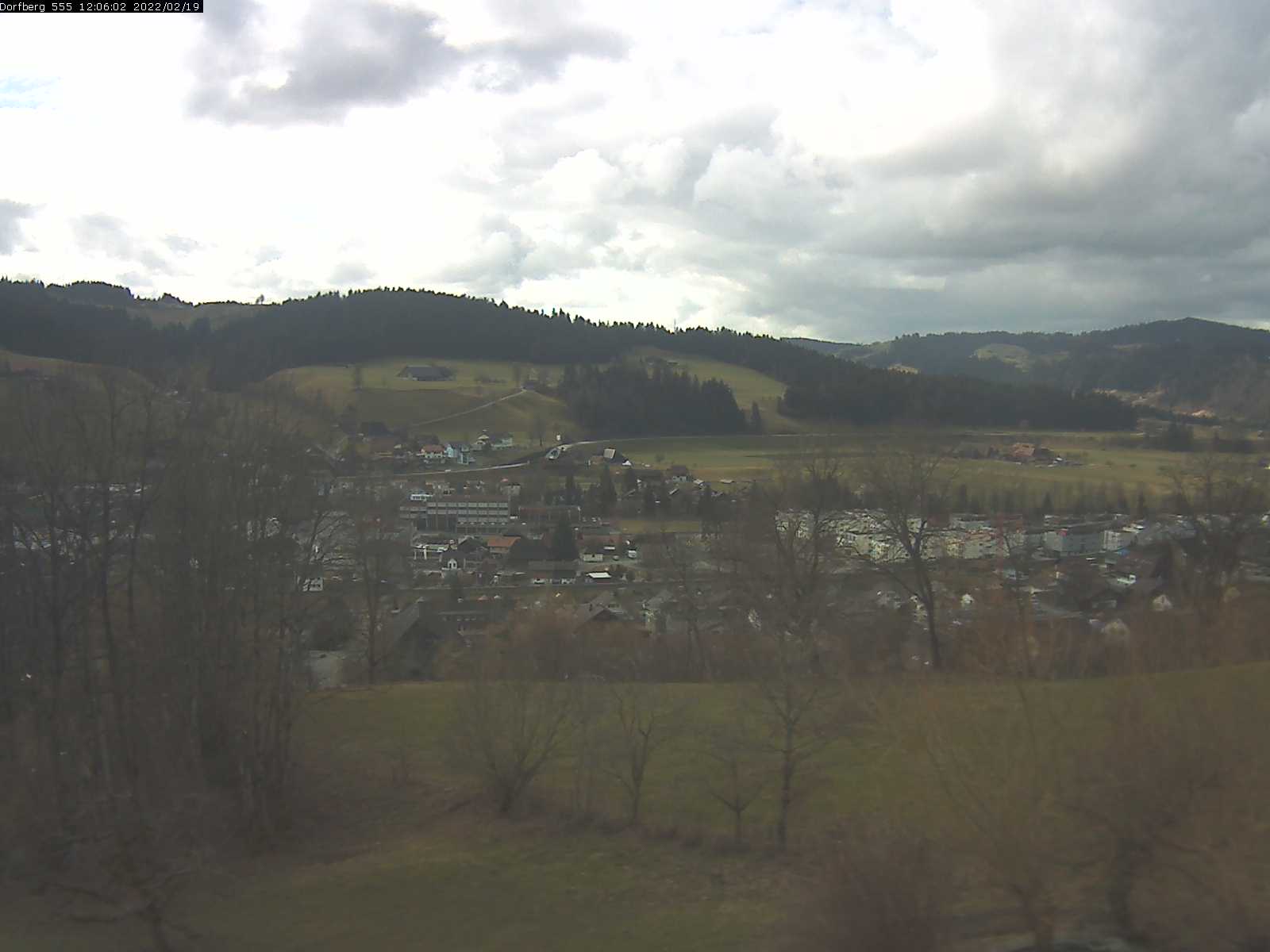 Webcam-Bild: Aussicht vom Dorfberg in Langnau 20220219-120601