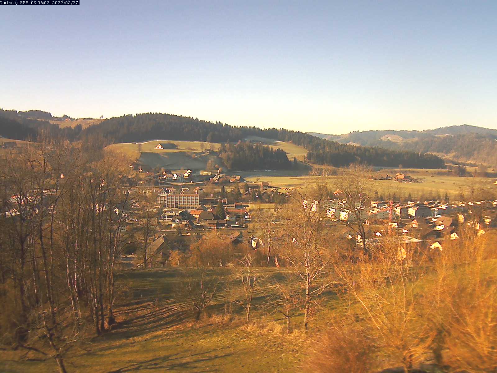 Webcam-Bild: Aussicht vom Dorfberg in Langnau 20220227-090602