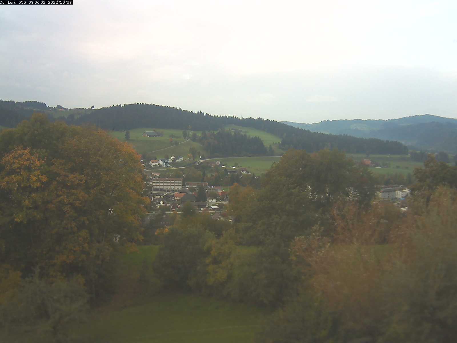 Webcam-Bild: Aussicht vom Dorfberg in Langnau 20221008-080601