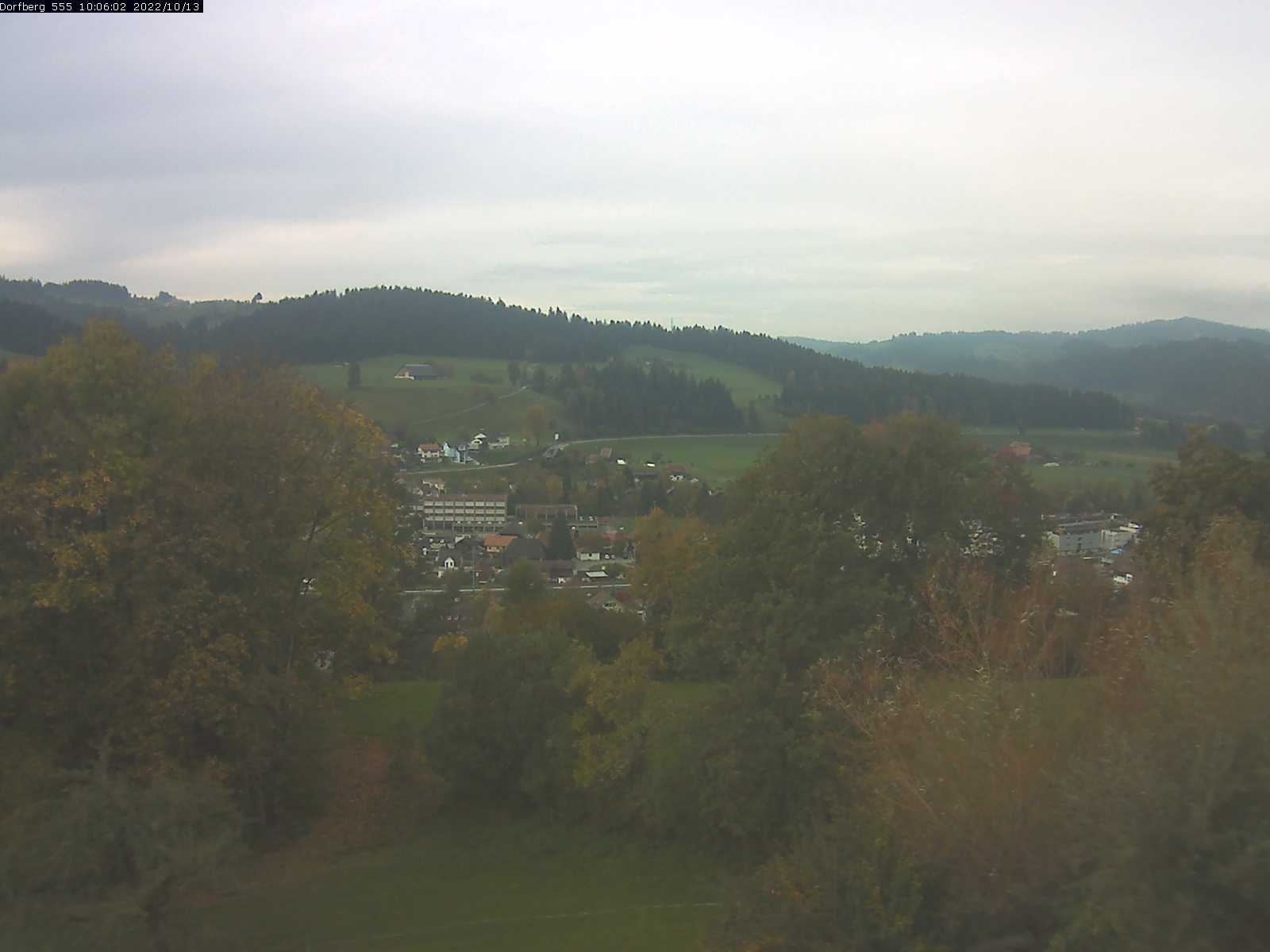 Webcam-Bild: Aussicht vom Dorfberg in Langnau 20221013-100601