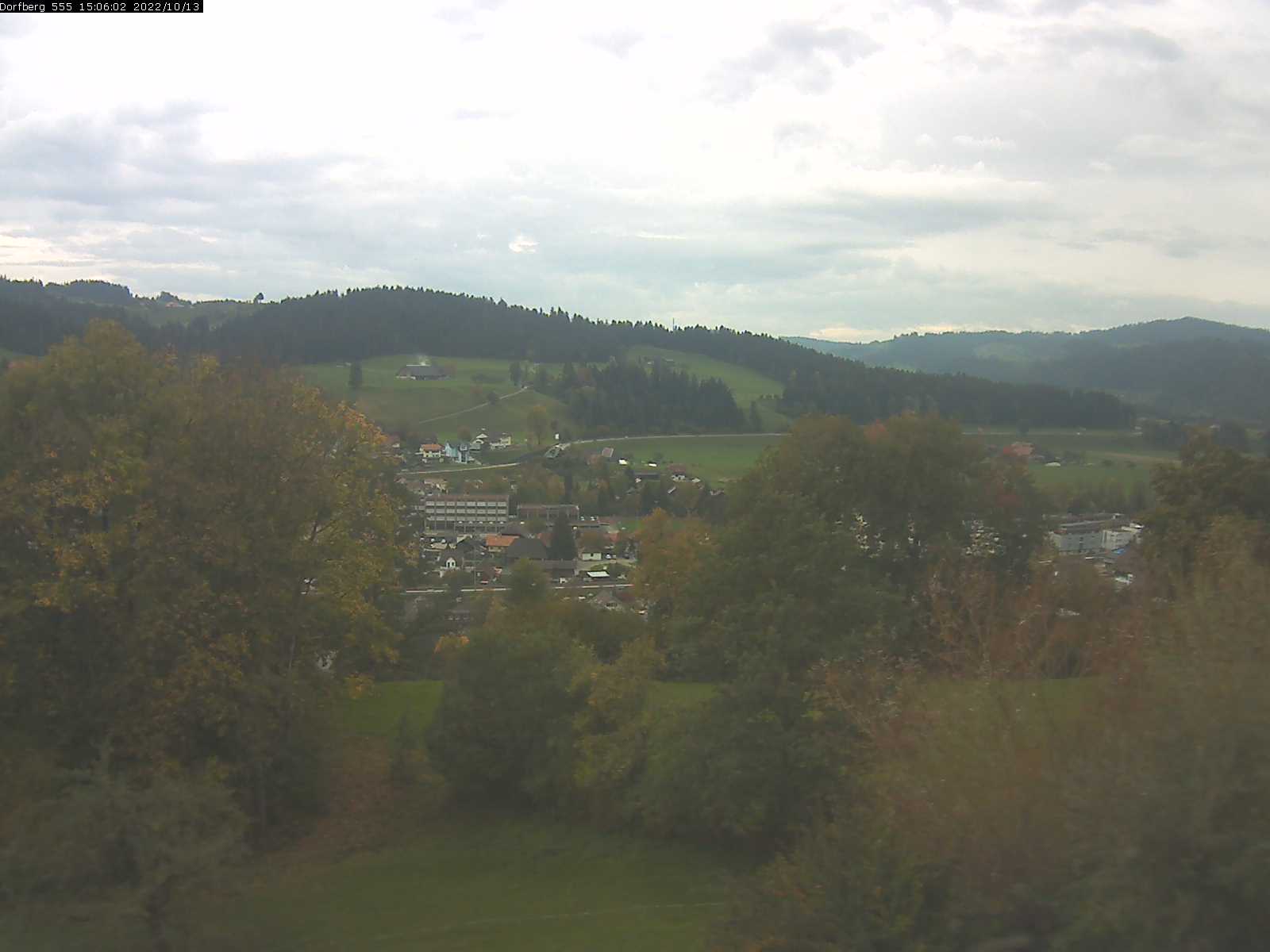 Webcam-Bild: Aussicht vom Dorfberg in Langnau 20221013-150601