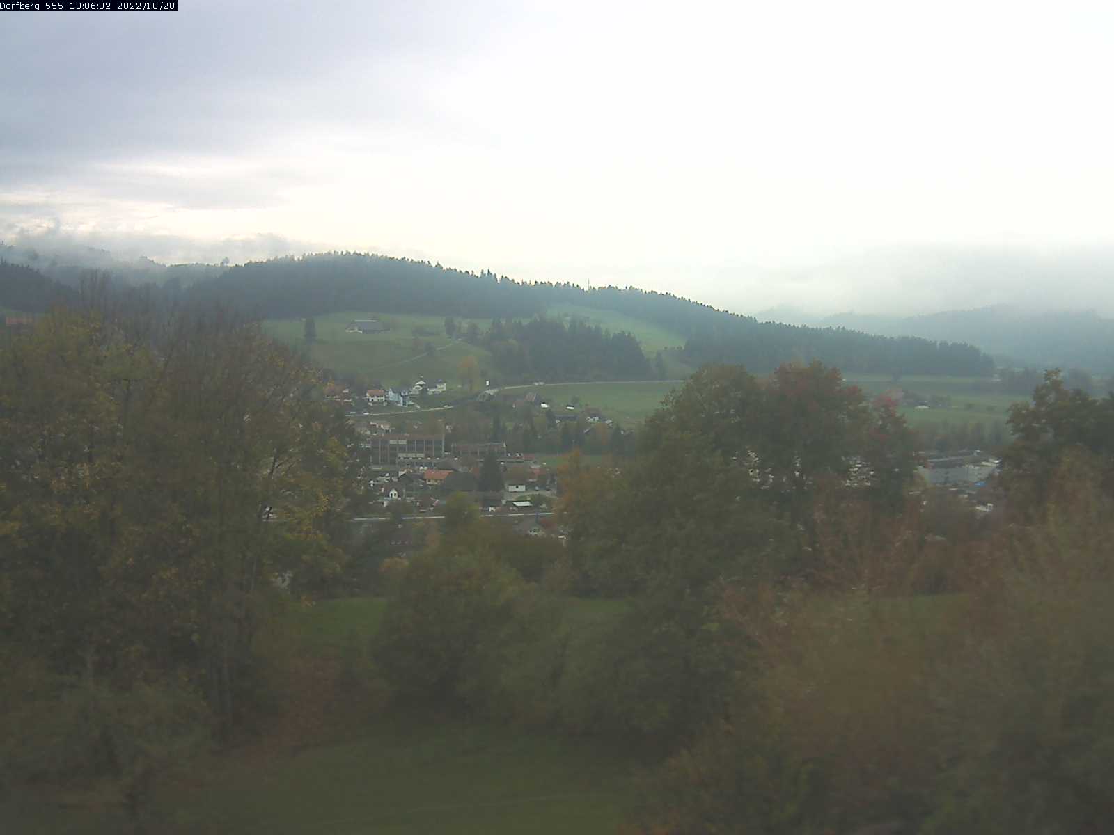 Webcam-Bild: Aussicht vom Dorfberg in Langnau 20221020-100601