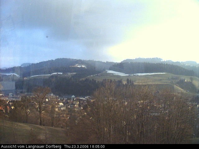 Webcam-Bild: Aussicht vom Dorfberg in Langnau 20060323-180500