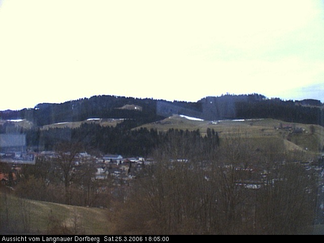 Webcam-Bild: Aussicht vom Dorfberg in Langnau 20060325-180500