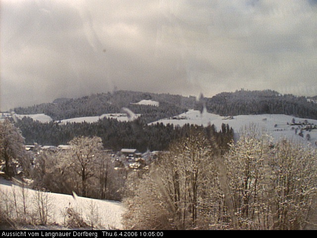 Webcam-Bild: Aussicht vom Dorfberg in Langnau 20060406-100500