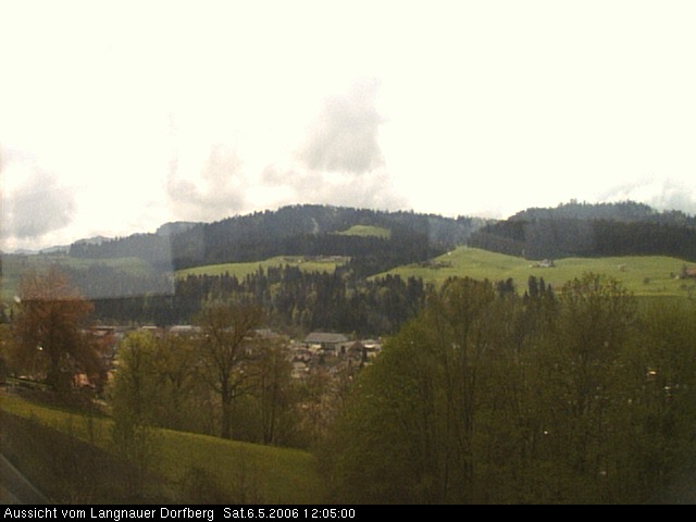 Webcam-Bild: Aussicht vom Dorfberg in Langnau 20060506-120500
