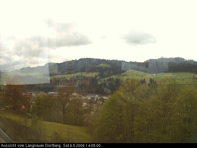 Webcam-Bild: Aussicht vom Dorfberg in Langnau 20060506-140500