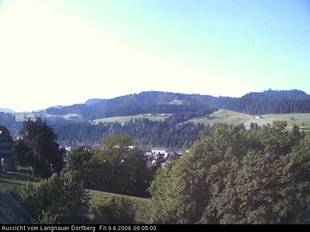 Webcam-Bild: Aussicht vom Dorfberg in Langnau 20060609-080500