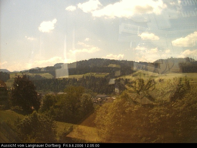 Webcam-Bild: Aussicht vom Dorfberg in Langnau 20060609-120500