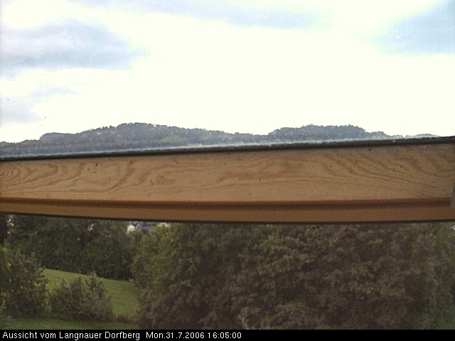 Webcam-Bild: Aussicht vom Dorfberg in Langnau 20060731-160500