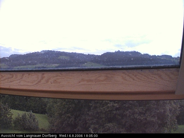 Webcam-Bild: Aussicht vom Dorfberg in Langnau 20060816-180500