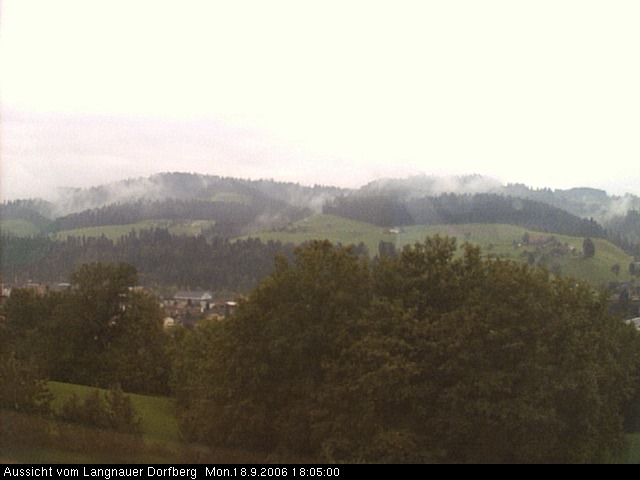 Webcam-Bild: Aussicht vom Dorfberg in Langnau 20060918-180500