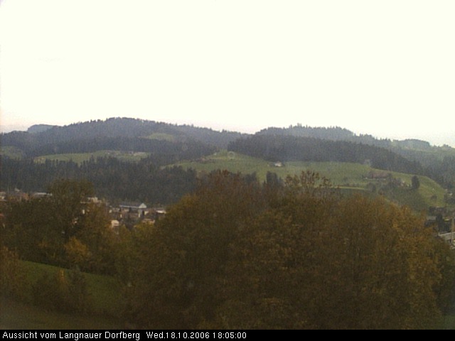 Webcam-Bild: Aussicht vom Dorfberg in Langnau 20061018-180500
