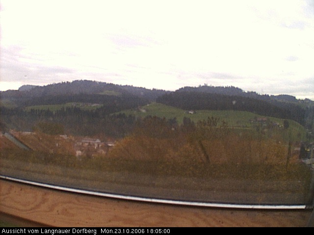 Webcam-Bild: Aussicht vom Dorfberg in Langnau 20061023-180500
